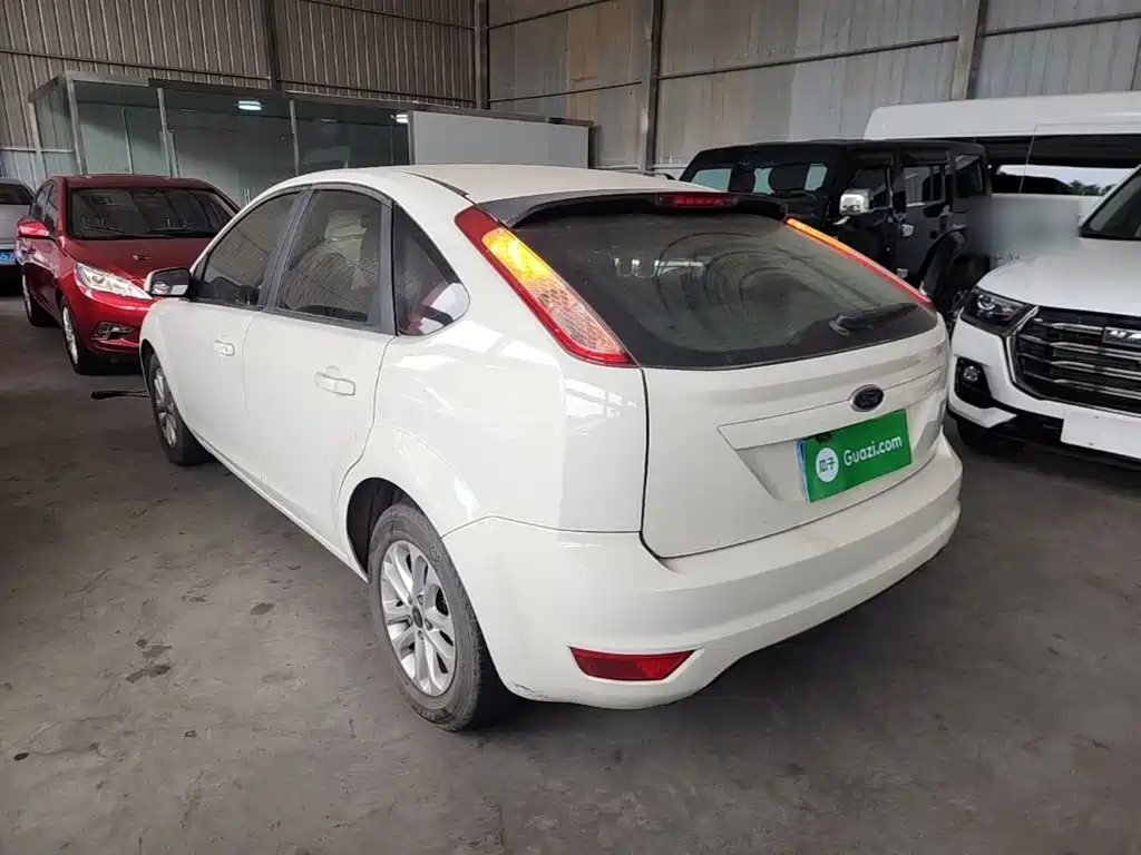 Ford Focus — миниатюра 5