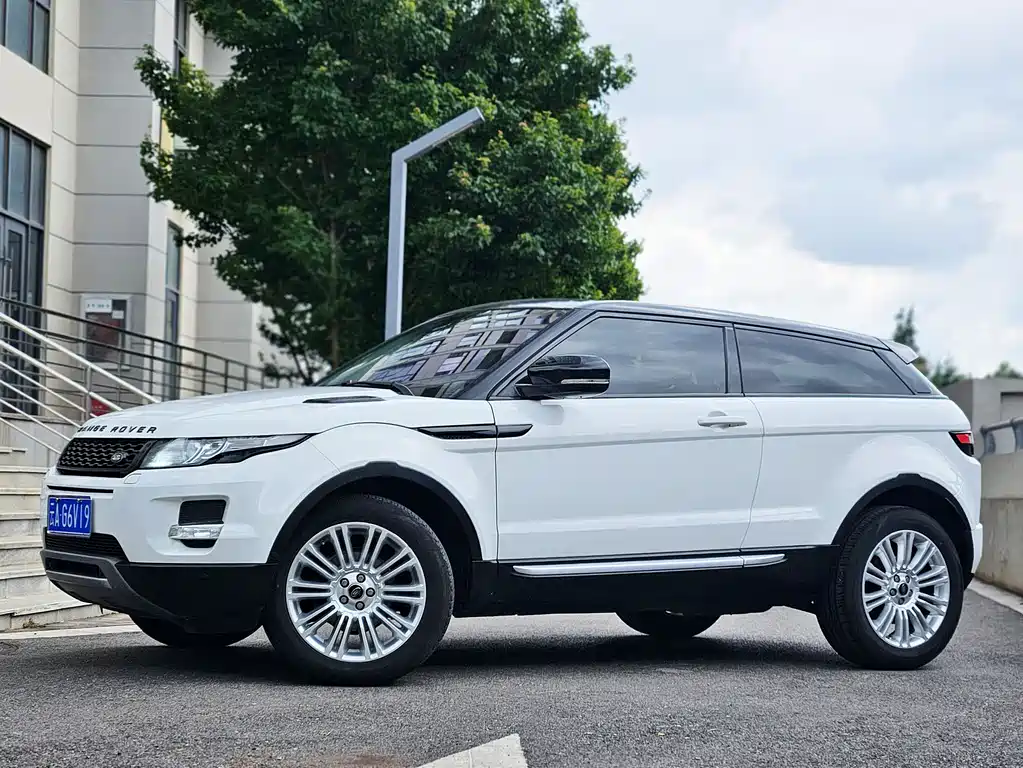 Land Rover Range Rover Evoque 2012 2.0T 5
