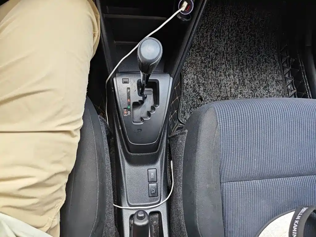 Toyota Yaris L — миниатюра 7