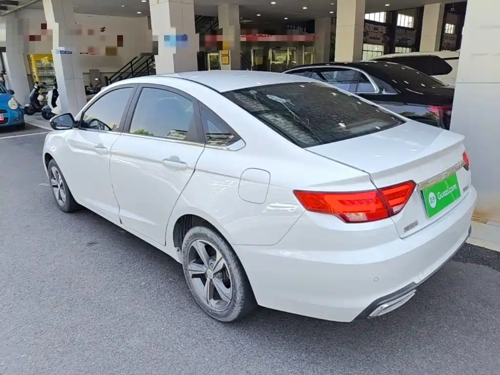 Geely Emgrand GL — миниатюра 5