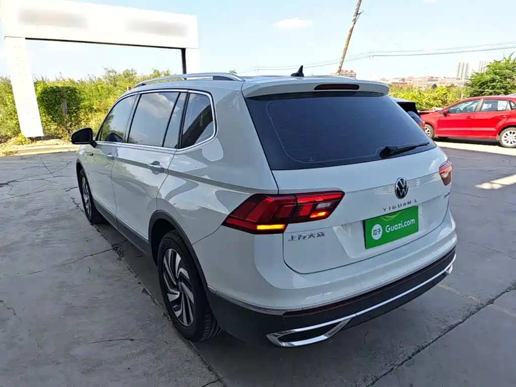 Volkswagen Tiguan L — миниатюра 5