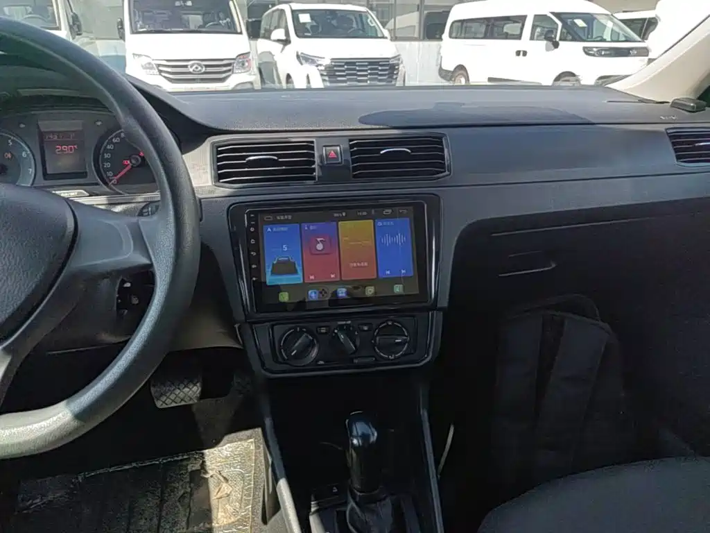 Volkswagen Santana — миниатюра 13