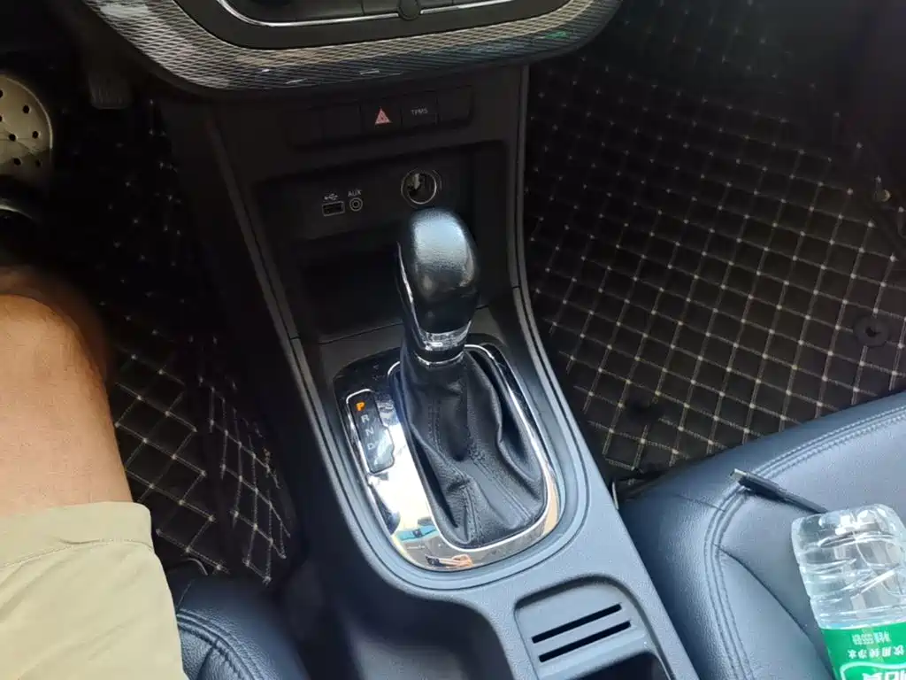 Roewe 360 — миниатюра 14