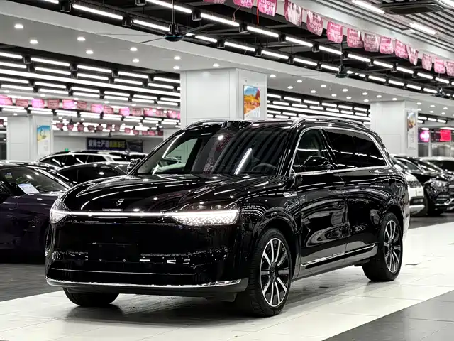 AITO ASK THE WORLD M9 2024