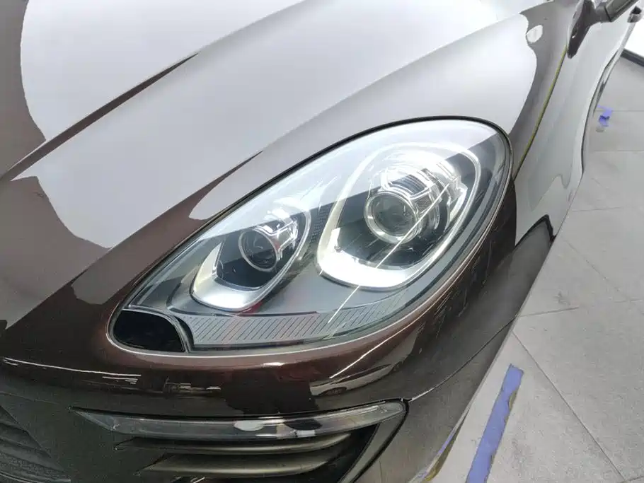Porsche Macan — миниатюра 5