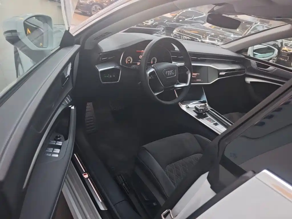 Audi A7L — миниатюра 16