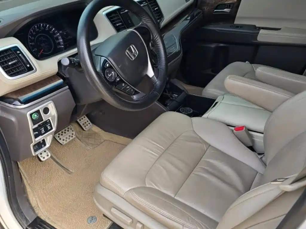Honda Odyssey — миниатюра 7