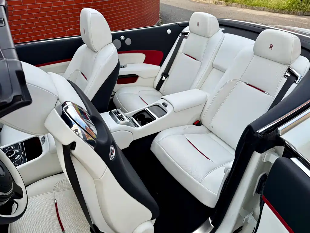 Rolls-Royce Dawn — миниатюра 10