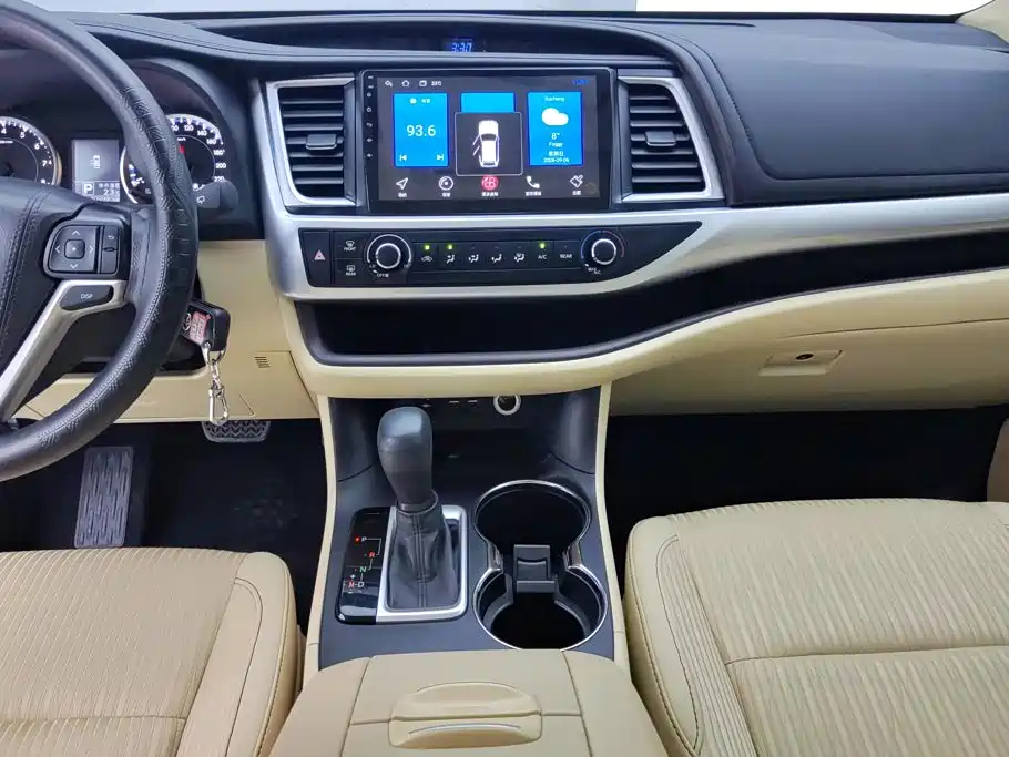 Toyota Highlander — миниатюра 13