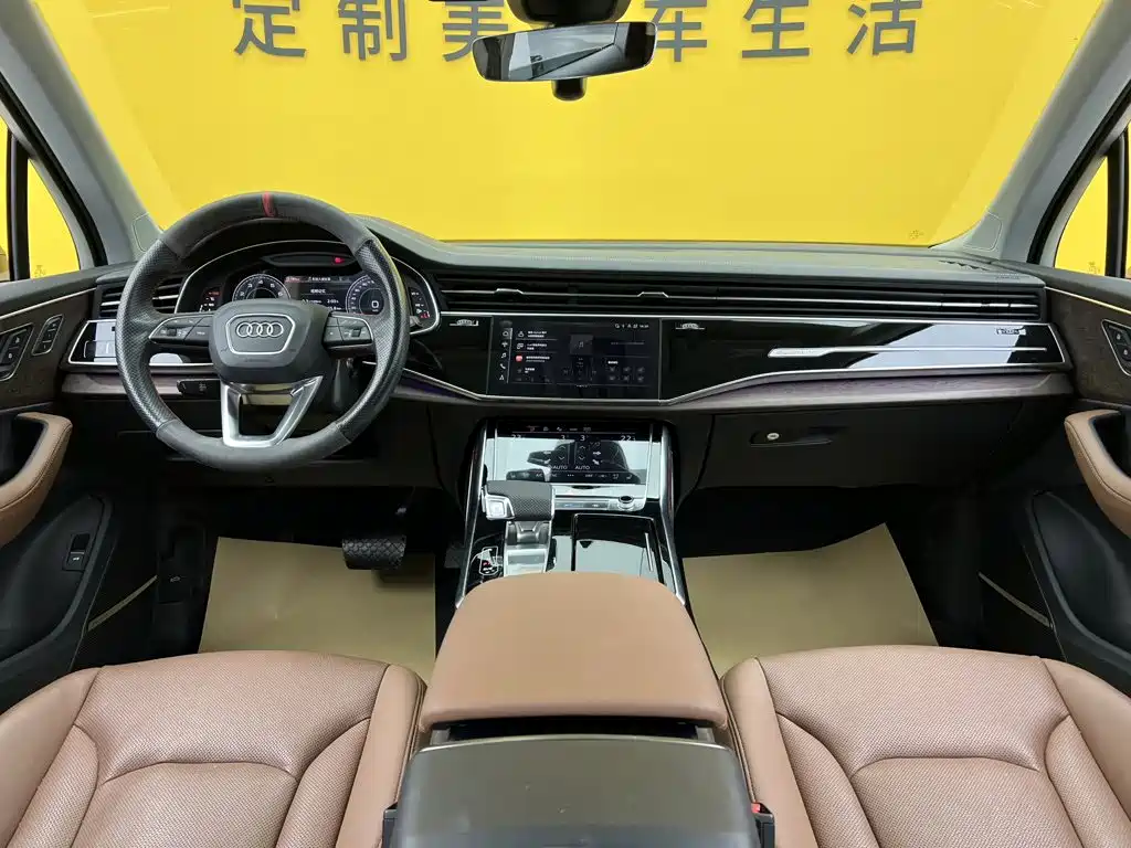 Audi Q7 — миниатюра 43