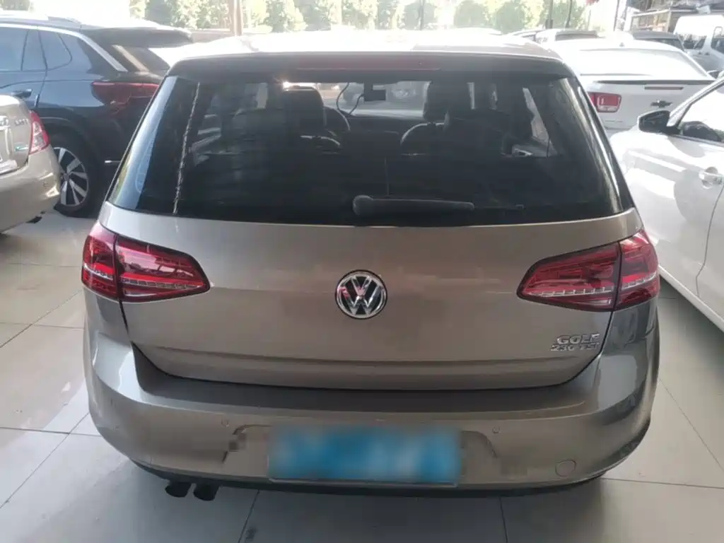 Volkswagen Golf — миниатюра 6