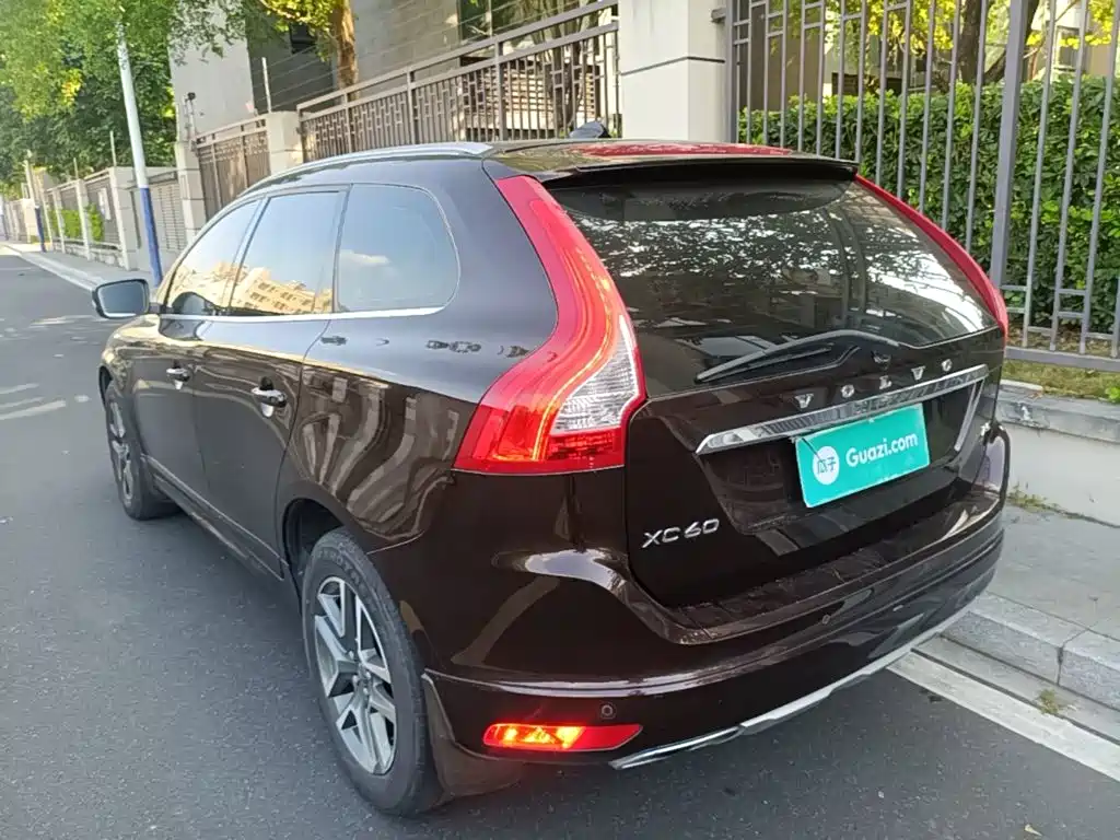 Volvo XC60 — миниатюра 5