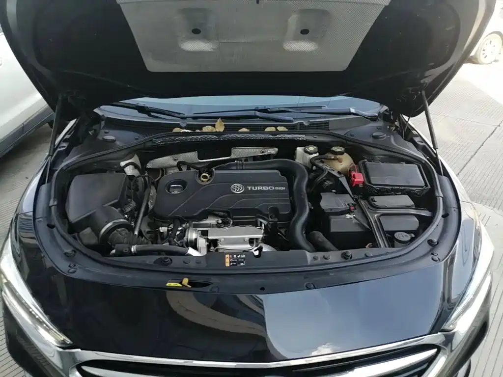Buick LaCrosse — миниатюра 20