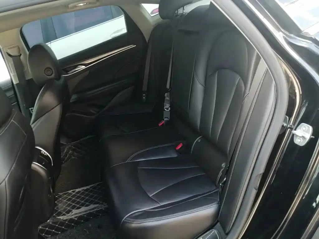 Buick LaCrosse — миниатюра 17