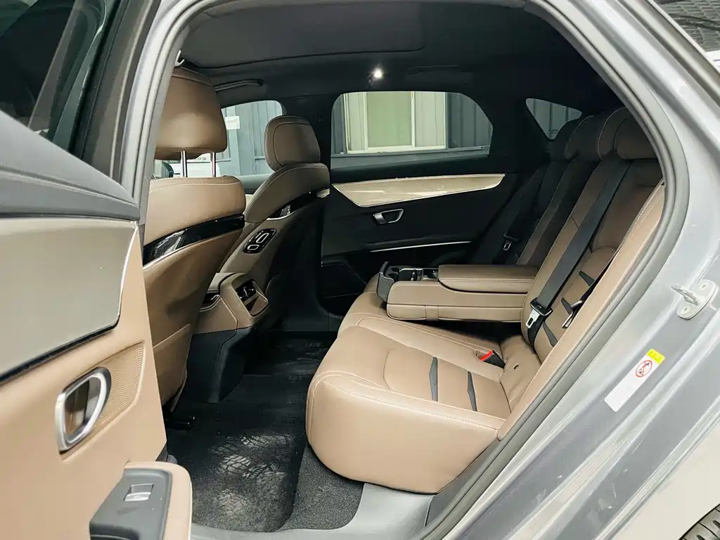 BYD Han — миниатюра 13