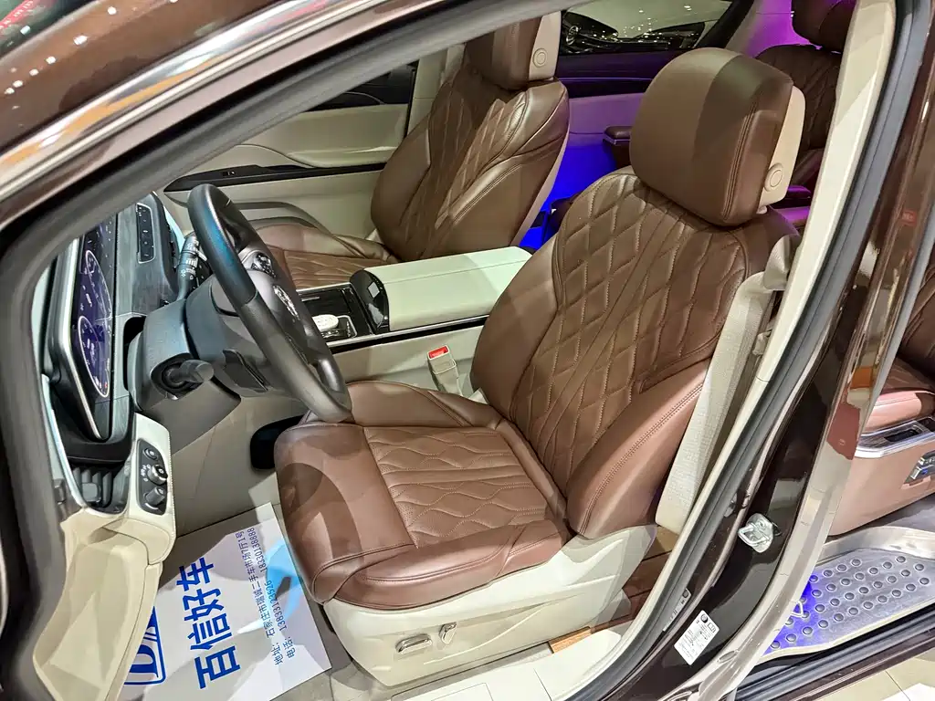 Buick GL8 — миниатюра 23
