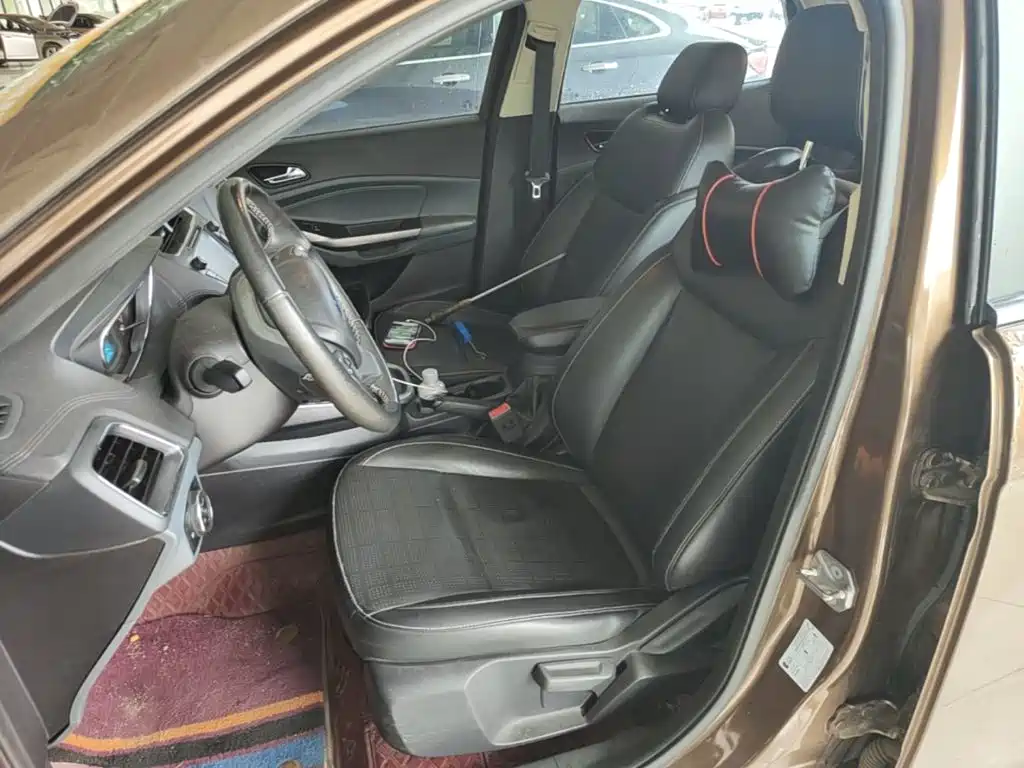Ford Escort — миниатюра 15