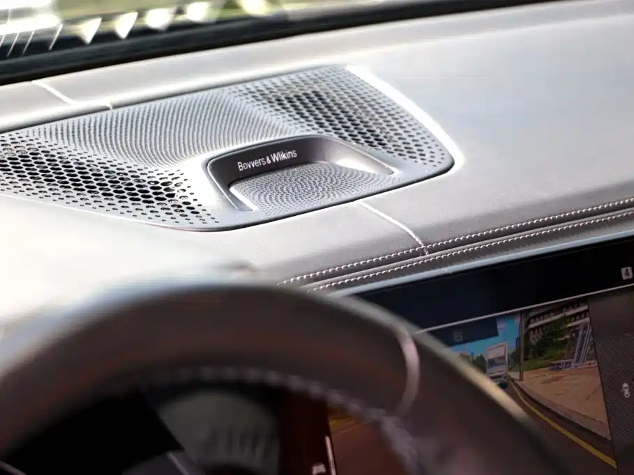 BMW X7 — миниатюра 13
