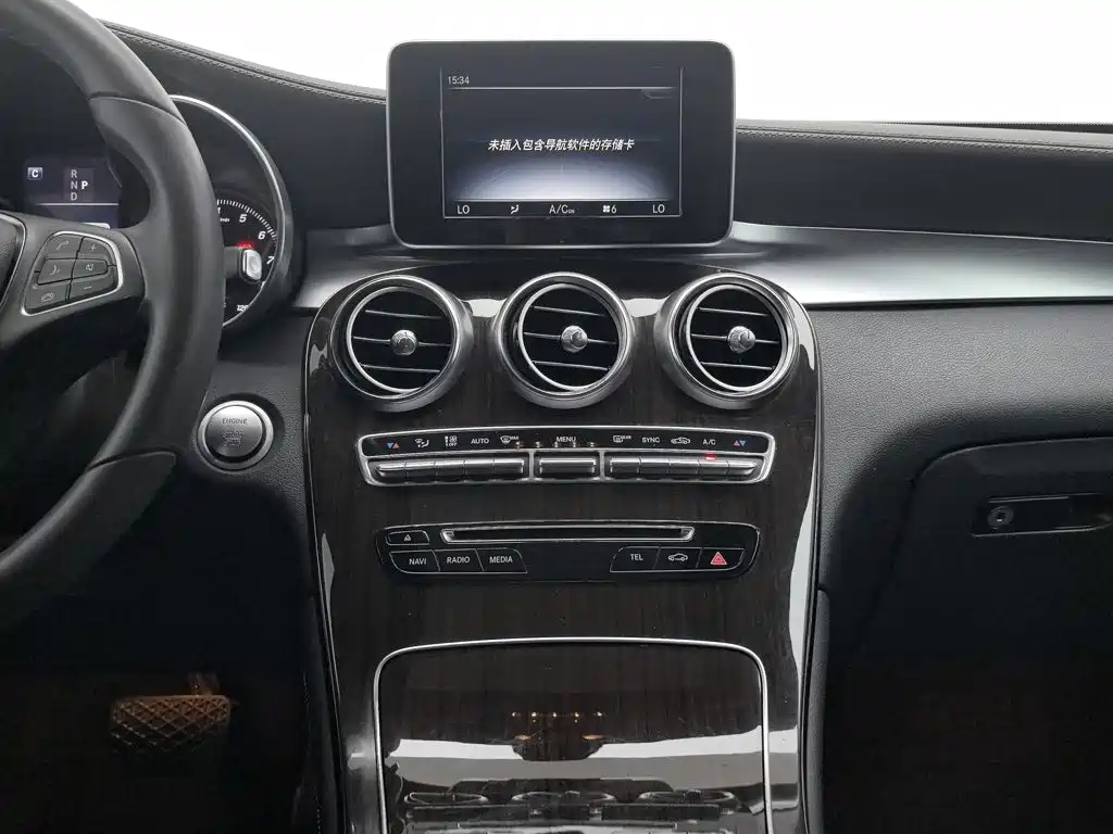 Mercedes-Benz GLC — миниатюра 12