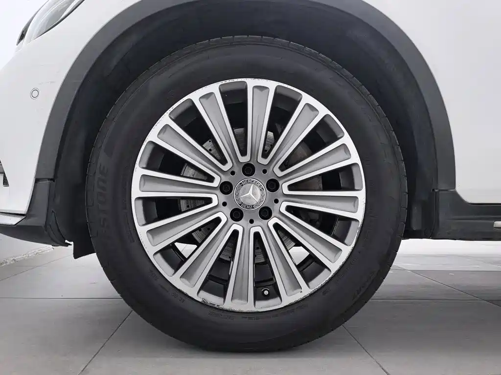 Mercedes-Benz GLC — миниатюра 17