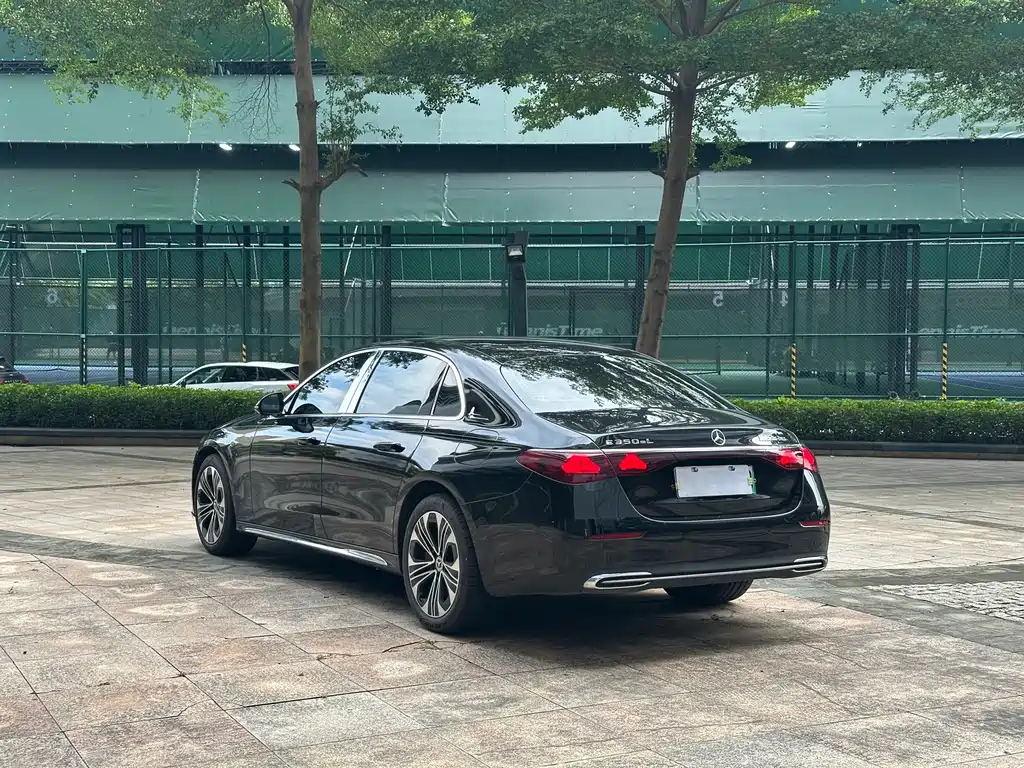 Mercedes-Benz E-Class New Energy — миниатюра 15