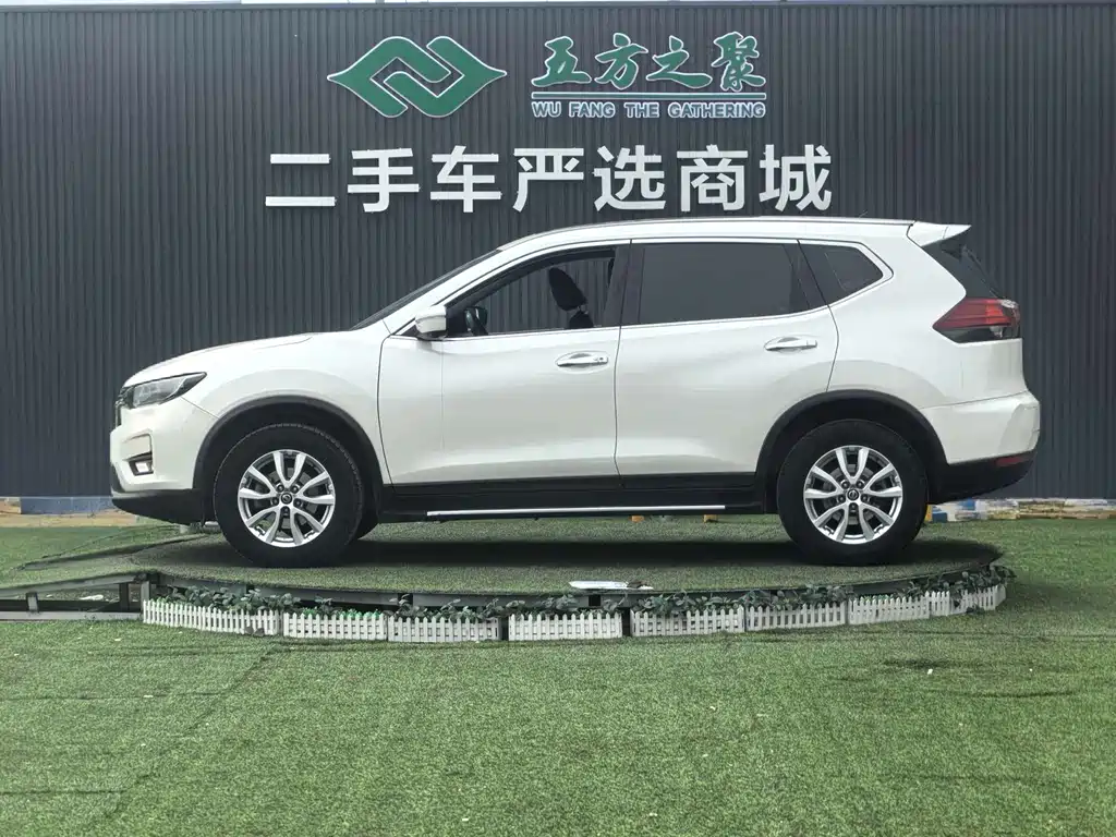 NISSAN QIJUN