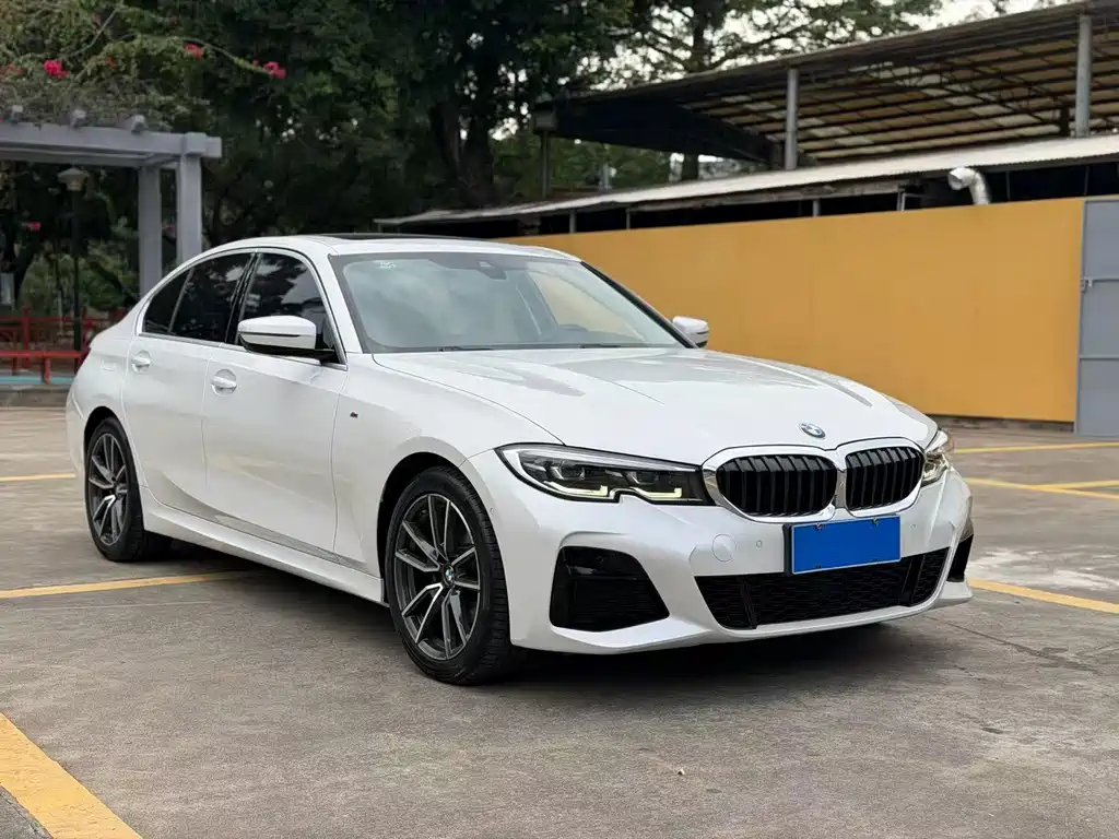 BMW 3 Series — миниатюра 3
