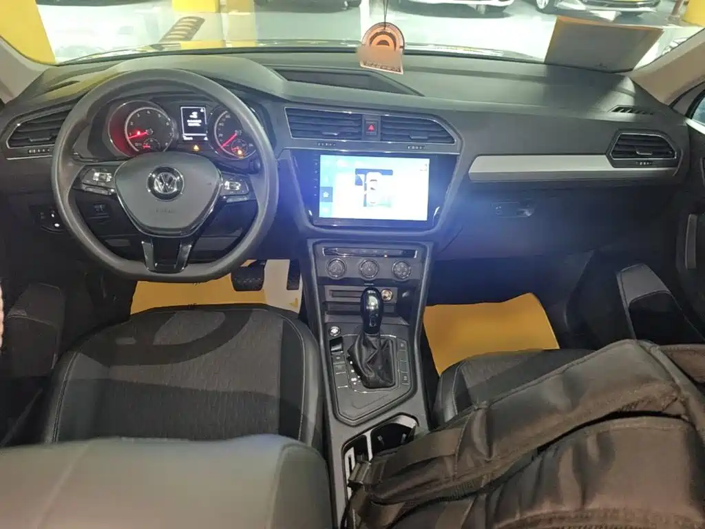 Volkswagen Tiguan L — миниатюра 10