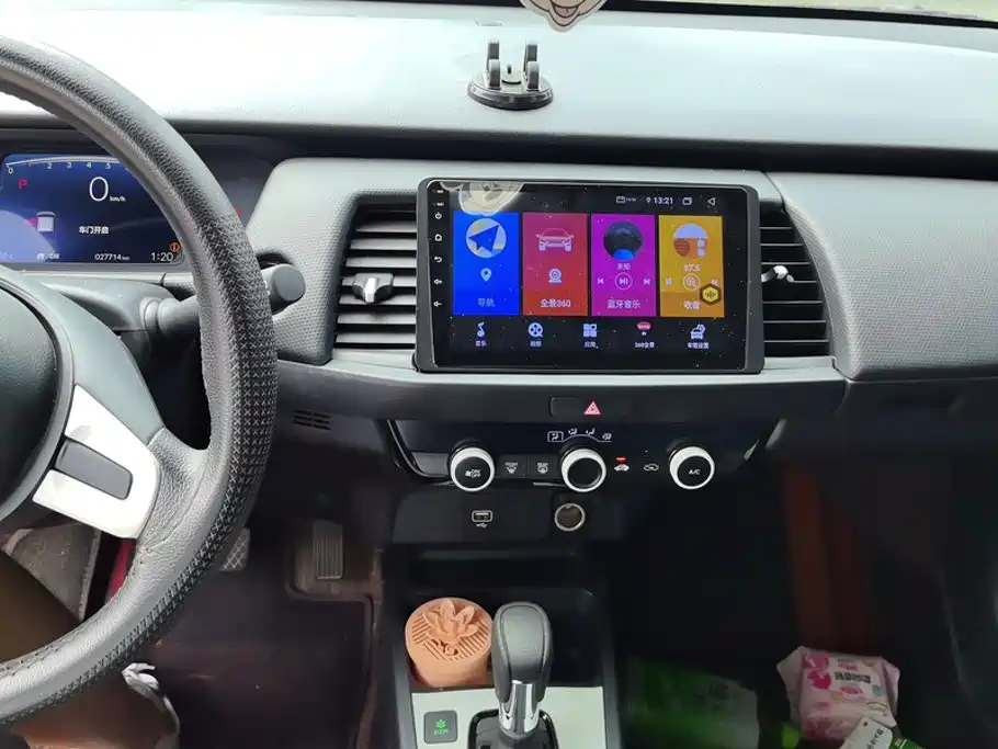 Honda Fit — миниатюра 13