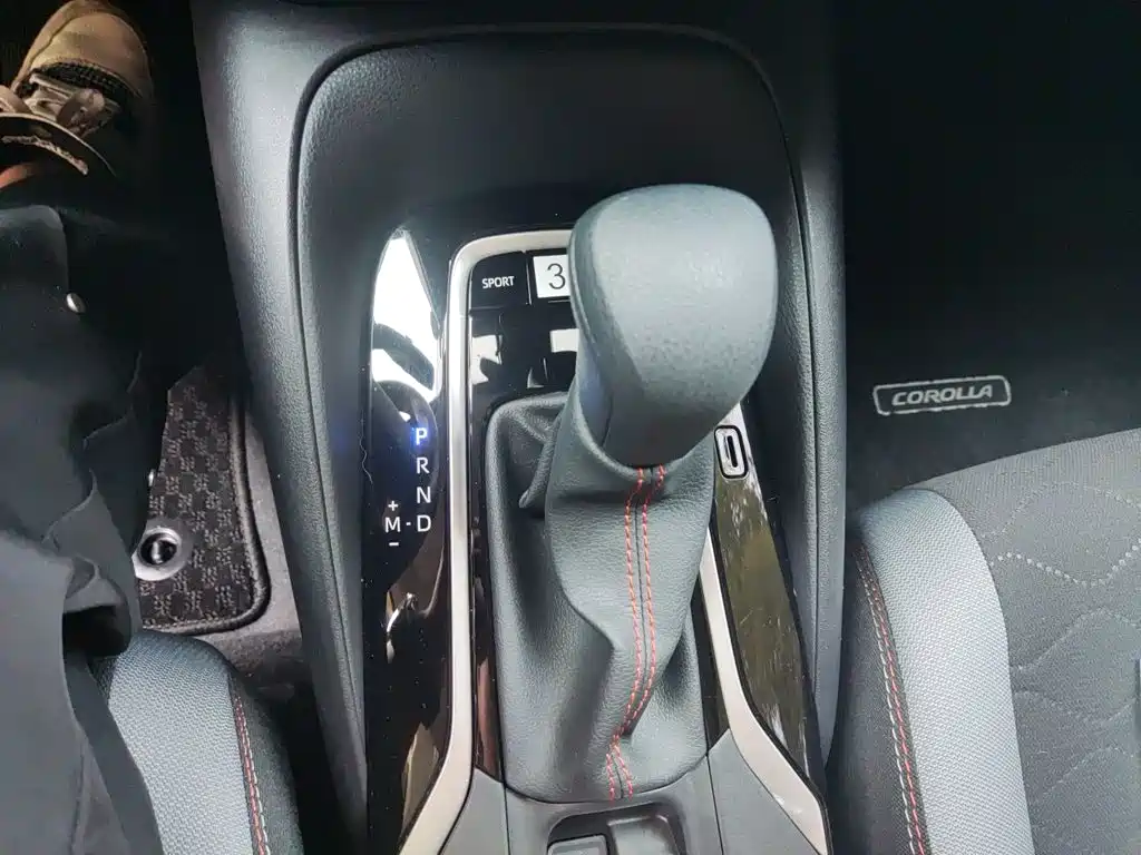 Toyota Corolla — миниатюра 15