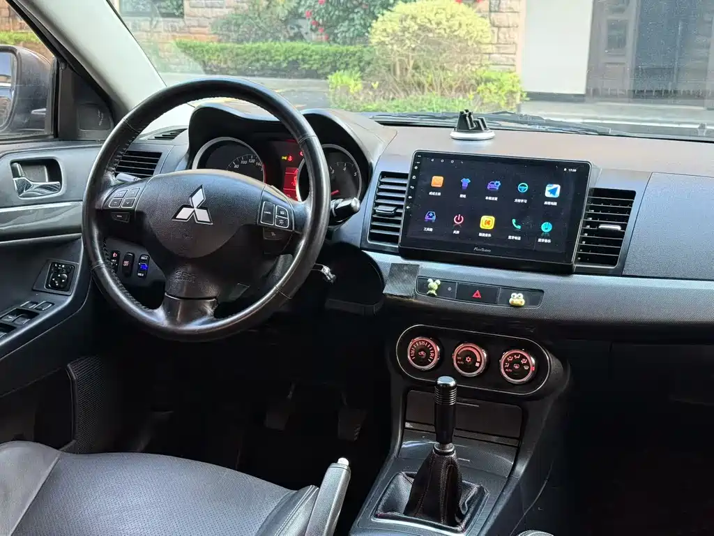 Mitsubishi Lancer EX — миниатюра 4