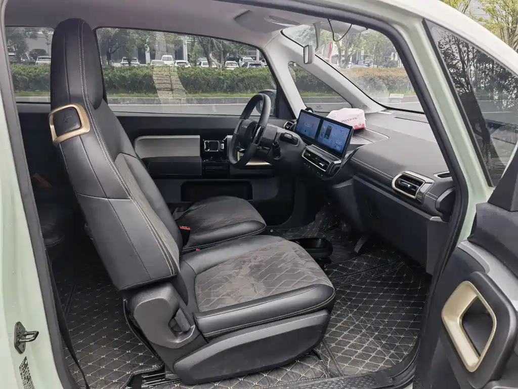Baojun KiWi EV — миниатюра 9