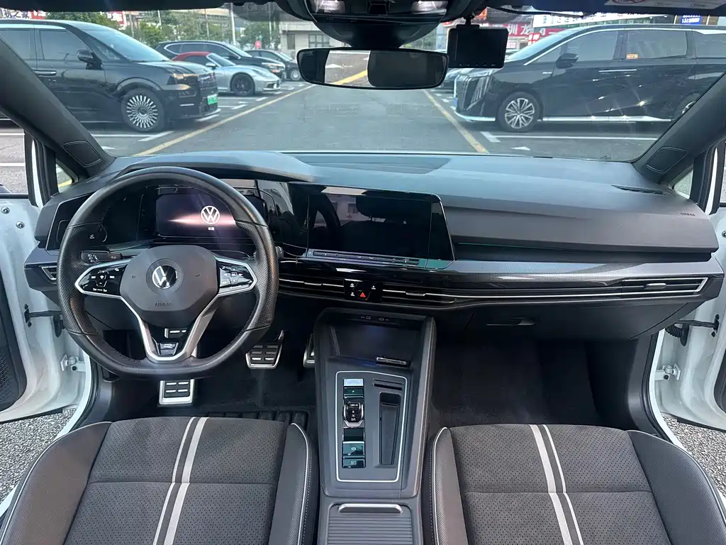 Volkswagen Golf — миниатюра 9