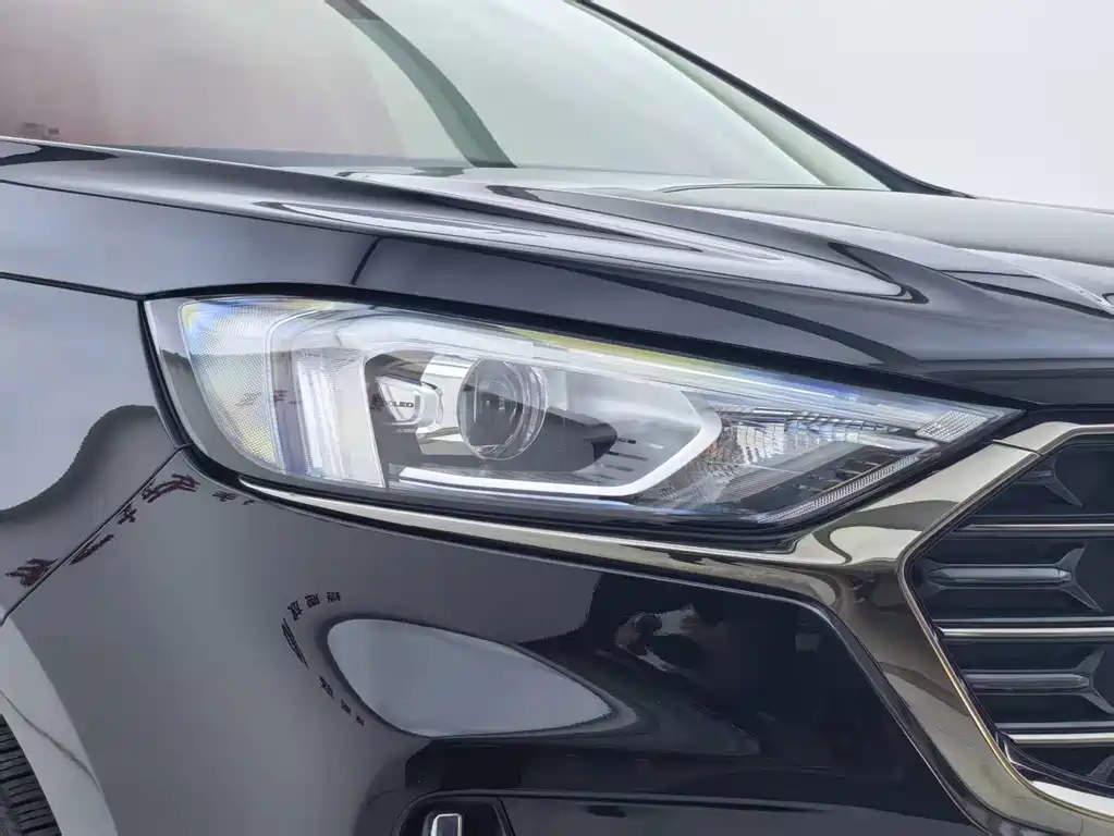 Ford Edge — миниатюра 4