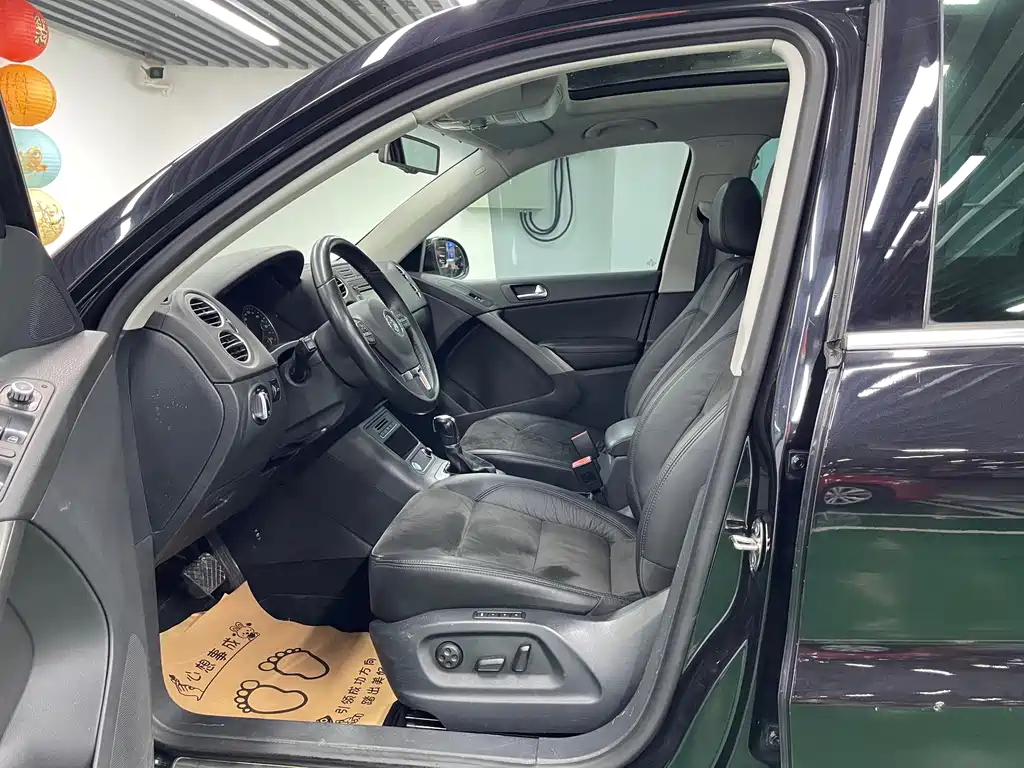 Volkswagen Tiguan — миниатюра 8