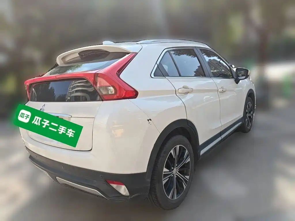 Mitsubishi Eclipse Cross — миниатюра 5