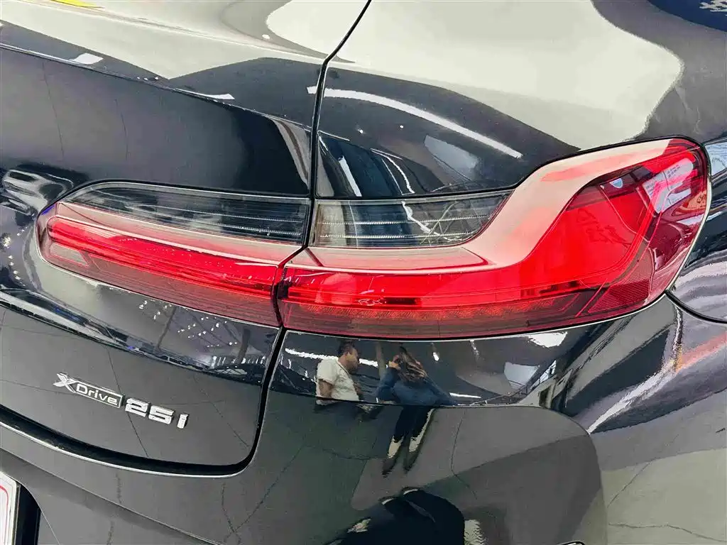 BMW X4 — миниатюра 13