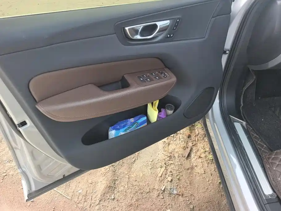 Volvo XC60 — миниатюра 7