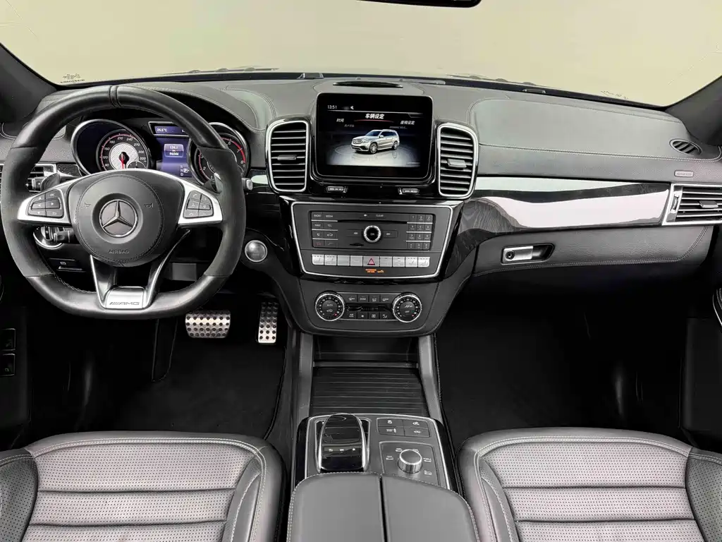Mercedes-Benz GLS AMG — миниатюра 5