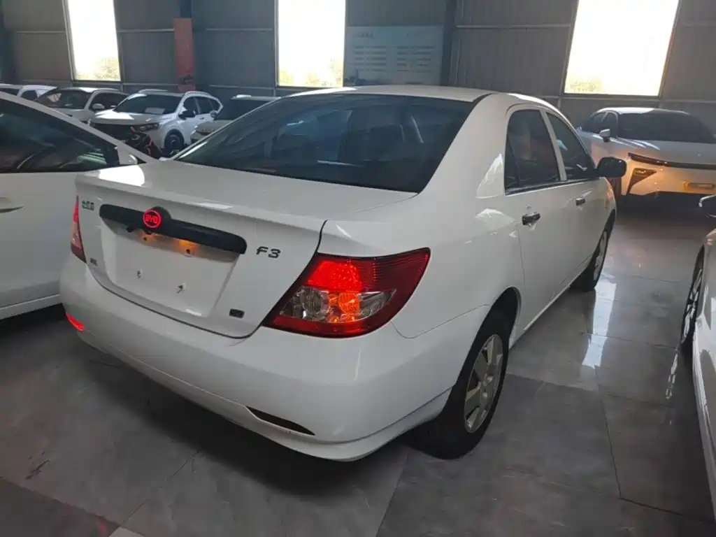 BYD F3 — миниатюра 7