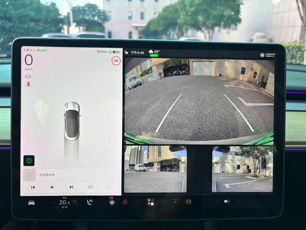 Tesla Model 3 — миниатюра 14