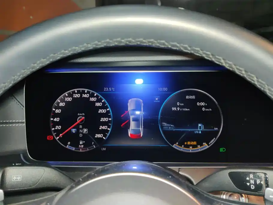 Mercedes-Benz E-Class — миниатюра 14