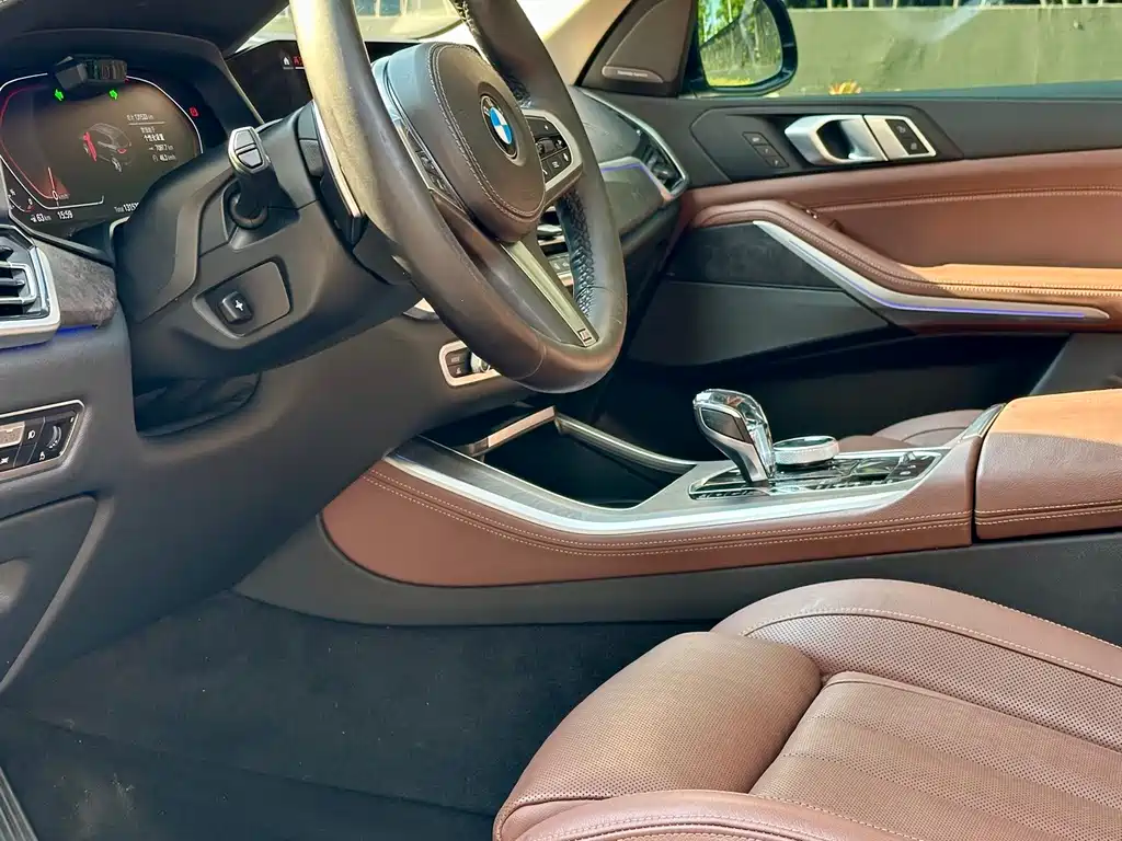 BMW X5 (Import) — миниатюра 6