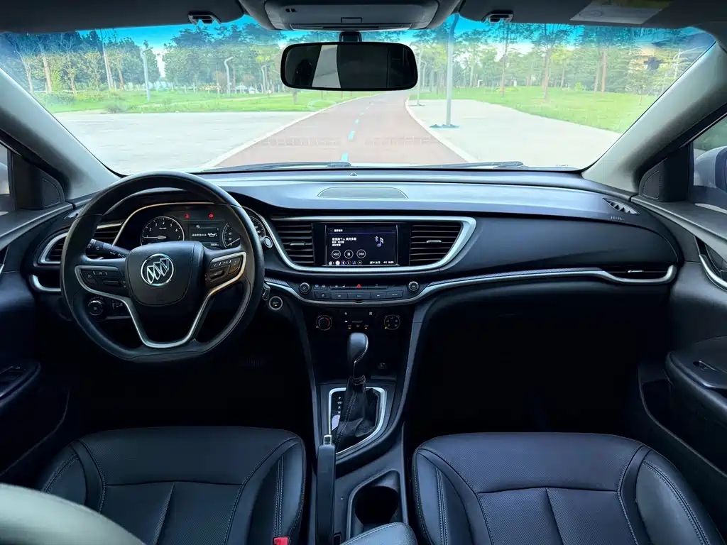 Buick Excelle — миниатюра 10
