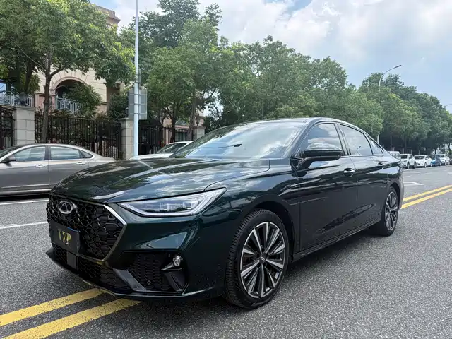 2025 Chery Arrizo 8