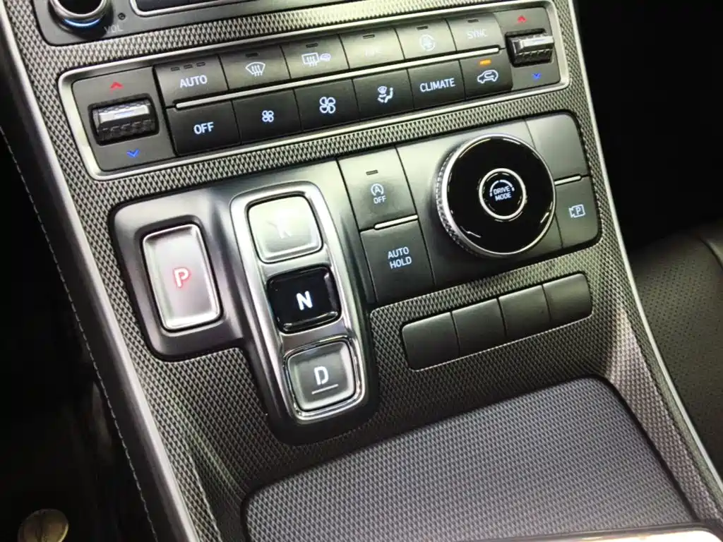 Hyundai Santa Fe — миниатюра 14