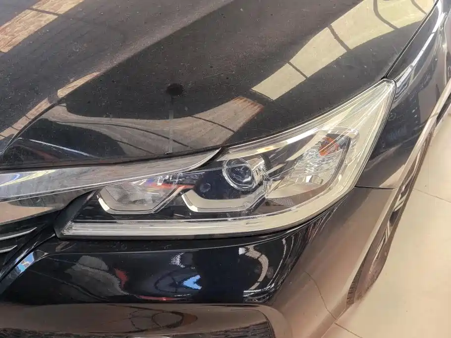 Honda Accord — миниатюра 5