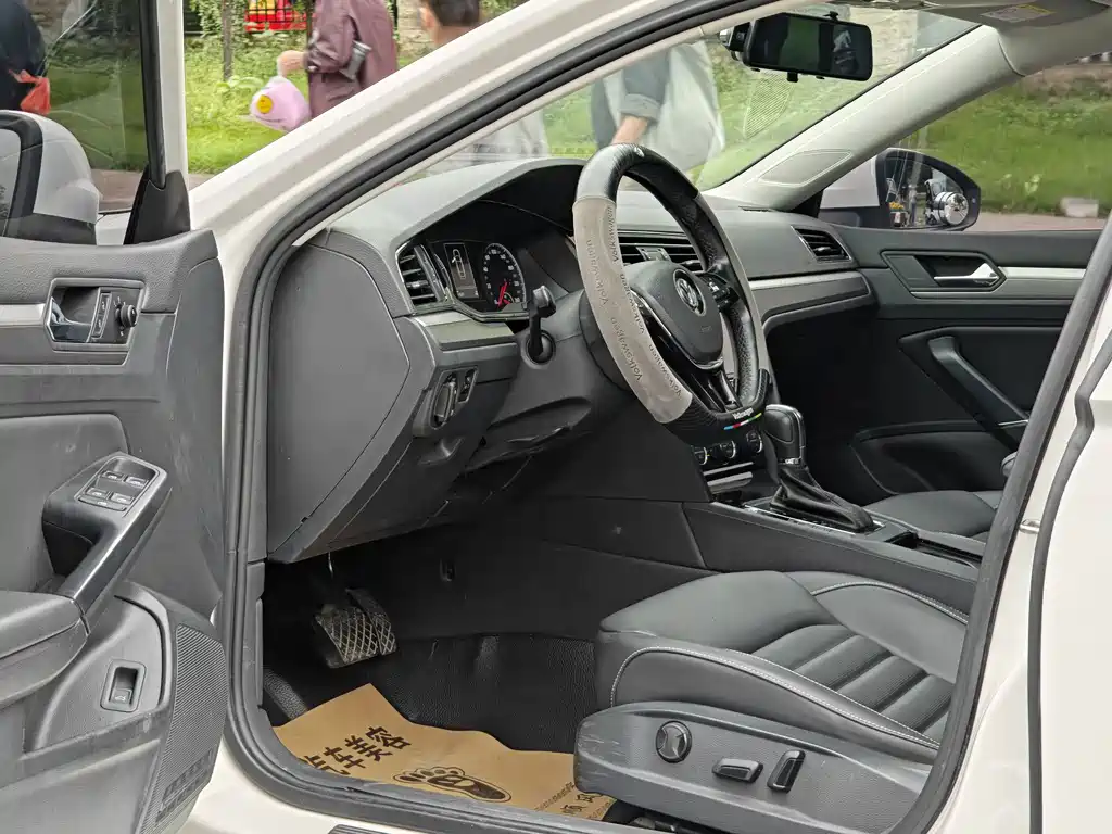 Volkswagen Lamando — миниатюра 12
