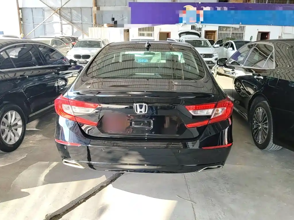 Honda Accord — миниатюра 6