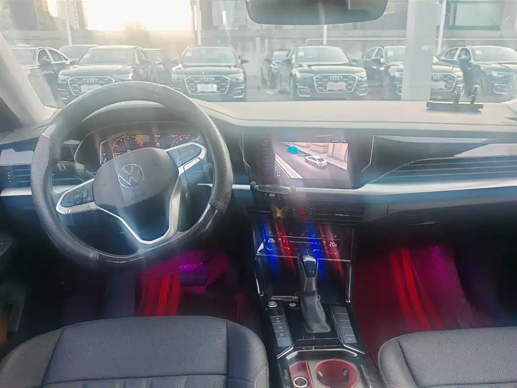 Volkswagen Passat 2025 380TSI